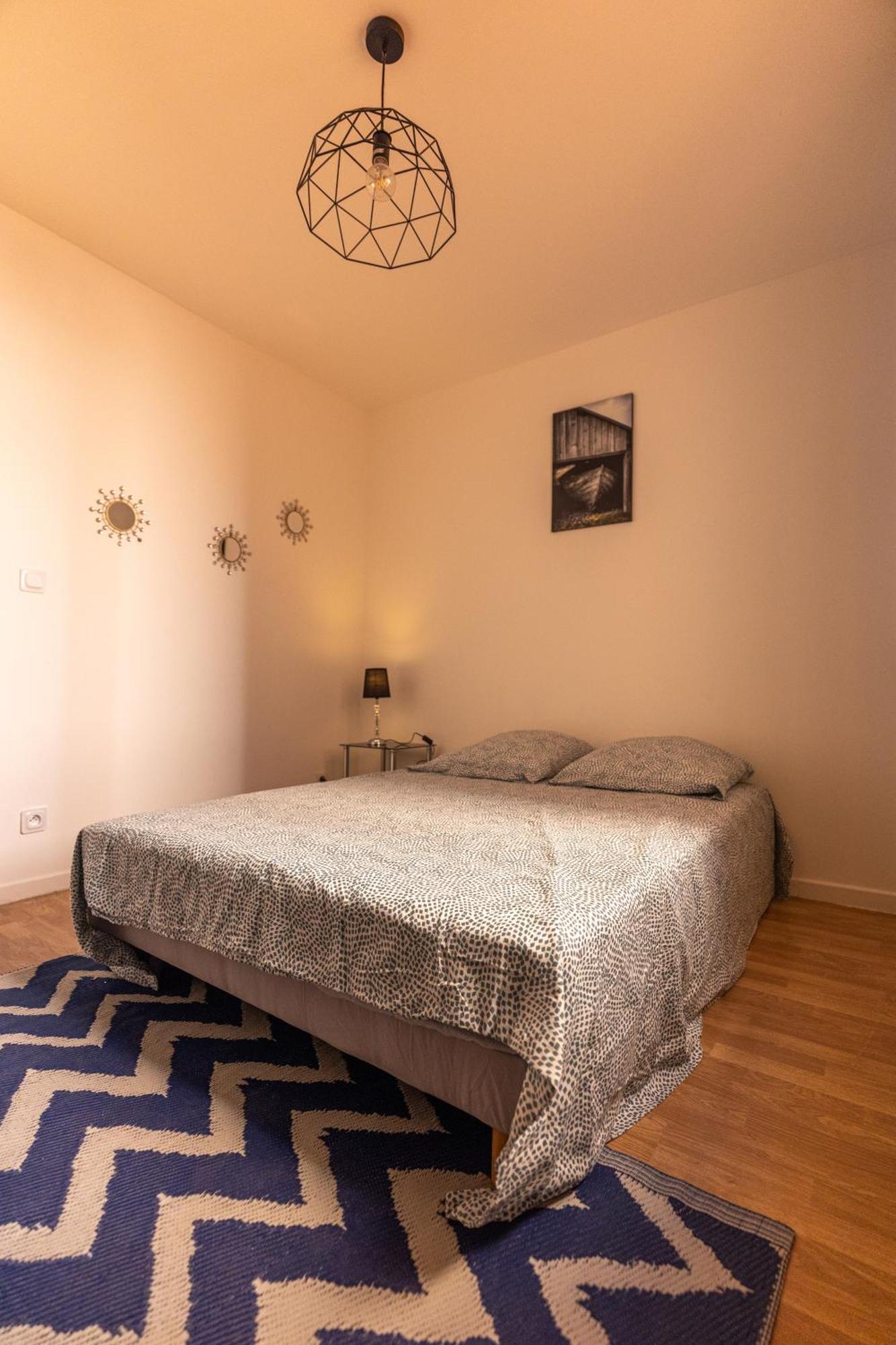 Appartement Tout Equipe Pour 6 Personnes A 15Min Des Plages Béziers Exteriör bild